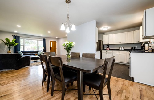 Benton Harbor House | Pet-friendly home near Lake Michigan with fenced in back yard