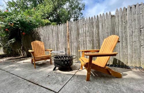 Royal Oak House | Pet Friendly Home w Backyard in Royal Oak