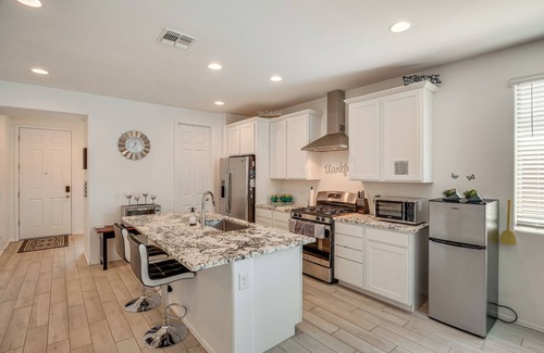 Red Rock House | Pet-Friendly Home w/Fenced Yard in Red Rock!
