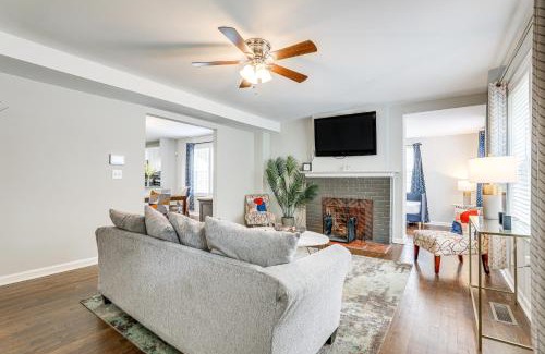 Atlanta House | Pet-Friendly Home with Hot Tub in Atlanta!