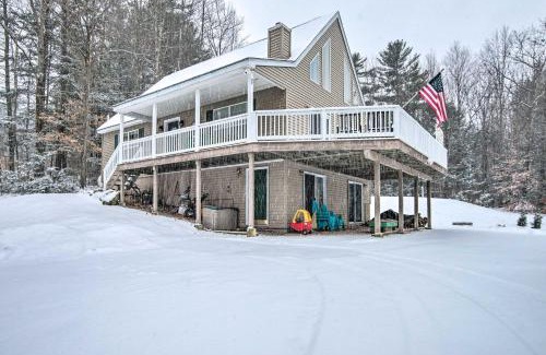 Conway House | Pet-Friendly Home with Hot Tub Near Cranmore!