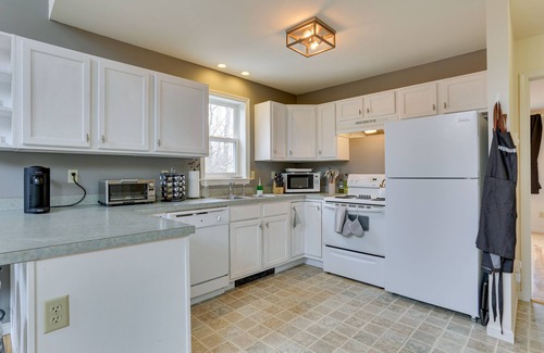 Rowland House | Pet-Friendly Lackawaxen Home w/Gas Grill!