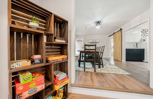 Lake Geneva House | Pet-Friendly Lake Geneva Home with Game Room