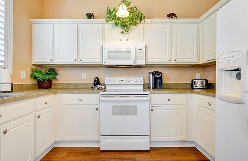 Land O' Lakes House | Pet-Friendly Land O’ Lakes Home w/Private Yard!