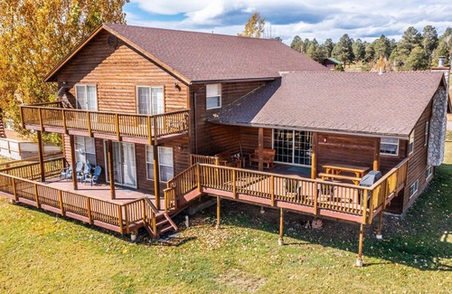 Pagosa Springs Apartment | Pet Friendly Large Great Mountain Gathering