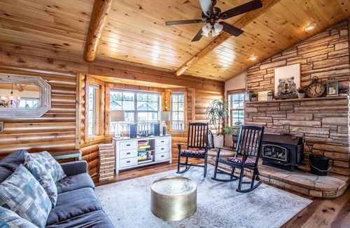 Pagosa Springs Apartment | Pet Friendly Large Great Mountain Gathering