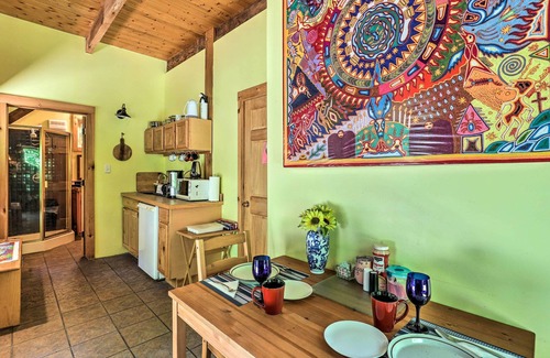Marshall Apartment | Pet-Friendly Leicester 'Mountain View' Escape