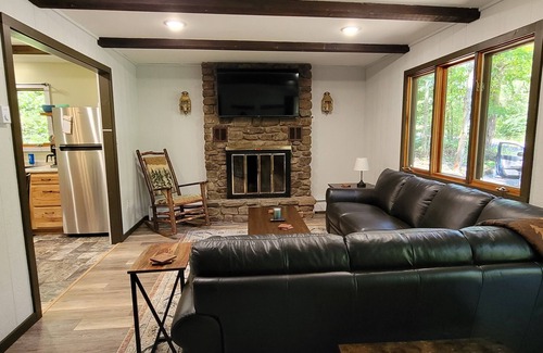 Ray Brook House | PET FRIENDLY -LOCATED BETWEEN LAKE PLACID AND SARANAC LAKE WITH PONTOON RENTALS