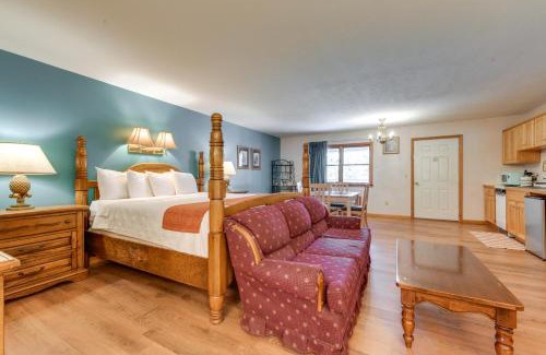 Maggie Valley Apartment | Pet-Friendly Maggie Valley Studio Community Pool!