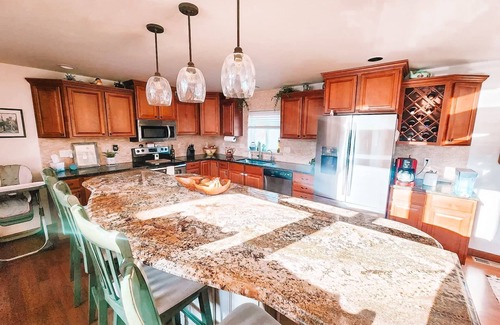 Leadville House | Pet Friendly Mtn Cabin on 40 Acres 2 King Beds
