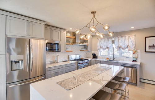Narragansett House | Pet-Friendly Narragansett Home w/Deck + Gas Grill