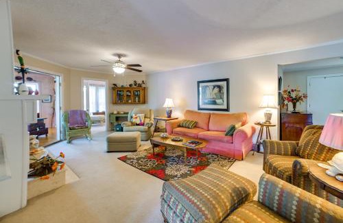 New Concord House | Pet-Friendly New Concord Vacation Rental on Lake!