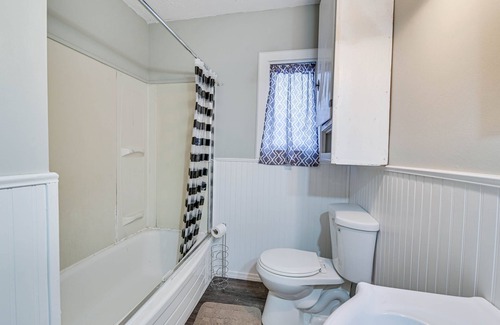 Pulteney House | Pet-Friendly New York Escape w/ Deck & Lake Views!