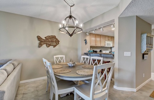 Fernandina Beach Condo | Pet Friendly | Oceanfront View | Stylish 2nd Floor Sea Dunes Villa