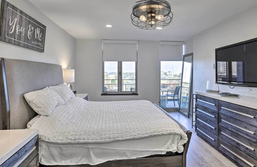 Downtown Omaha Apartment | Pet-friendly Omaha Condo w/ Balcony & Views!