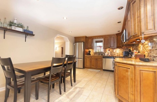 Town Bank House | Pet-Friendly - Pool - Shuffleboard - Foosball - XBox - The perfect Cape May retreat for your whole family!