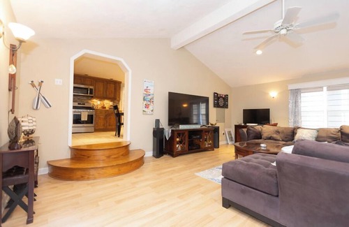 Town Bank House | Pet-Friendly - Pool - Shuffleboard - Foosball - XBox - The perfect Cape May retreat for your whole family!
