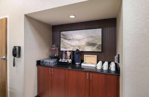 Downtown Village House | Pet-friendly Property! Enjoy in the Outdoor Swimming Pool, Private Parking