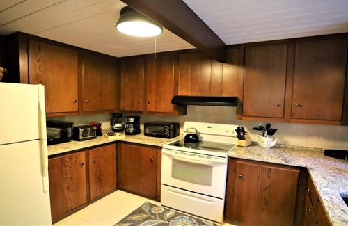 Campton House | Pet-Friendly Private Vacation Home in the White Mountains (SH70C)