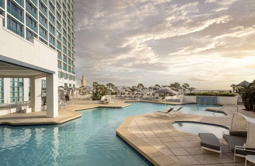 Brush - Stewarts Apartment | Pet-friendly Property with Outdoor Pool, Walk to Daytona Beach!