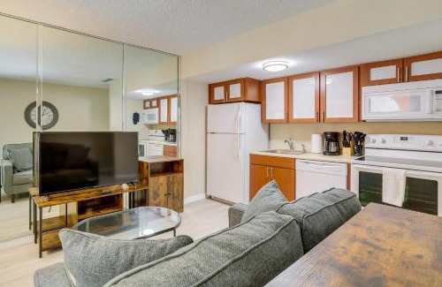 Sunset Reef Apartment | Pet-Friendly Redington Shores Condo with Large Patio