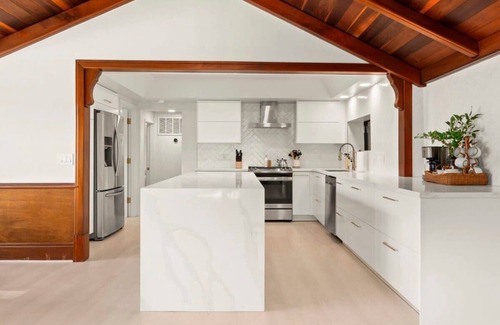 Los Gatos House | Pet Friendly Redwood Retreat w/pool (not heated)