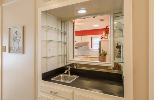 Richardson House | Pet-Friendly Richardson Retreat with Heated Pool