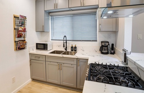 Downtown Riverside Apartment | Pet-Friendly Riverside Vacation Rental w/Patio!