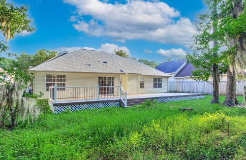 Savannah House | Pet-Friendly Savannah Home with Cozy Fireplace!