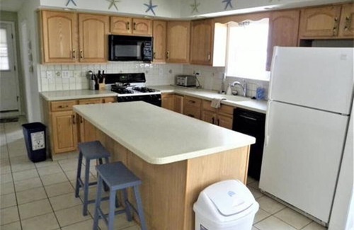 Sea Isle City House | Pet Friendly Single Family Home within walking distance to downtown Sea Isle