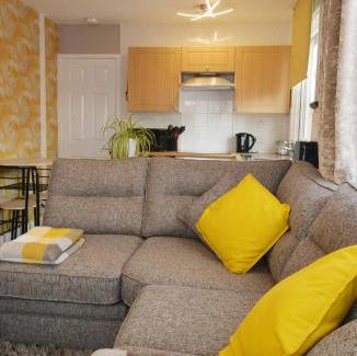 Bridlington Ski Chalet | Pet friendly sleeps 3 Chalet Bridlington free elec