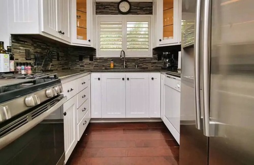 Cambrian House | Pet-friendly, spacious 2B2B +1 study room with W/D, A/C, Parking in Los Gatos