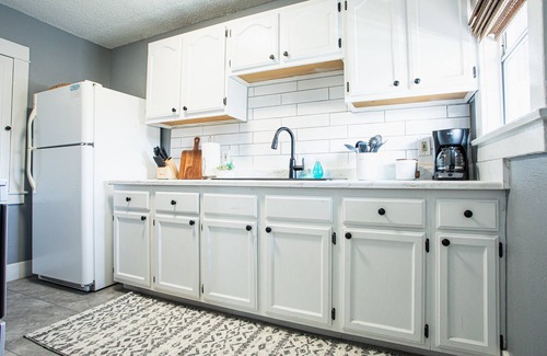 Willmore Apartment | Pet-Friendly Stay, Mins to Beach, Conv Ctr + Prkg