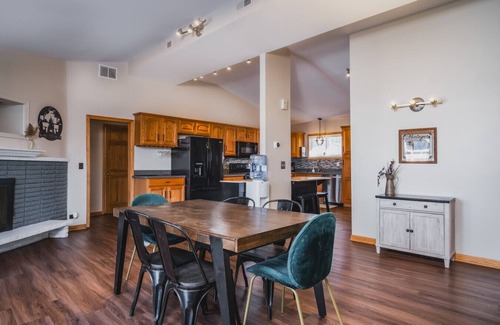 Fox Lake House | Pet Friendly Sunset Lakefront Cottage in Fox Lake w/Boat Pier