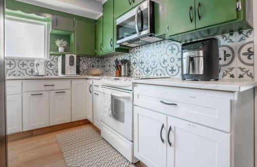 Monta Vista House | Pet-Friendly Tacoma Gem: Spacious 4BR Gated Home