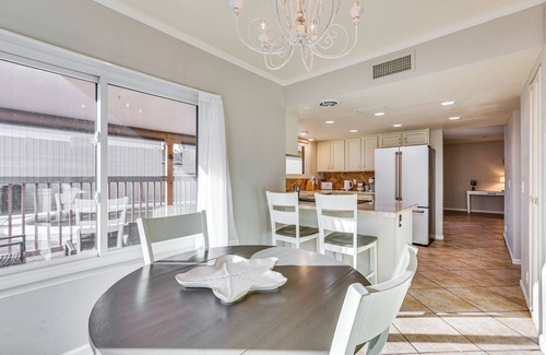 Tempe Cottage | Pet-friendly Tempe Home w/Private Hot Tub!