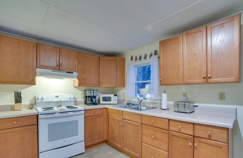 Hoosick Falls Cottage | Pet-Friendly Upstate New York Vacation Rental!