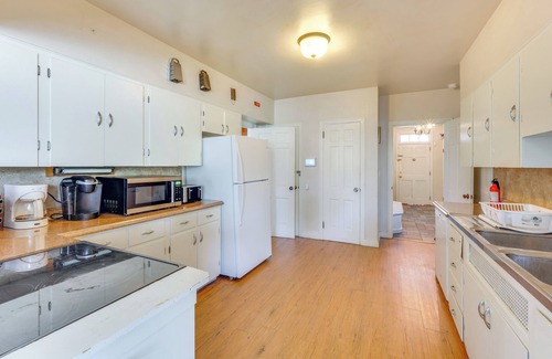 East Stroudsburg House | Pet Friendly: Historic East Stroudsburg Manor
