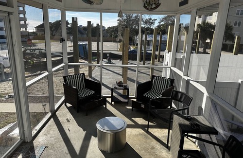 Atlantic Beach House | Pet-friendly bungalow w/firepit, steps from the beach, central location in NMB!