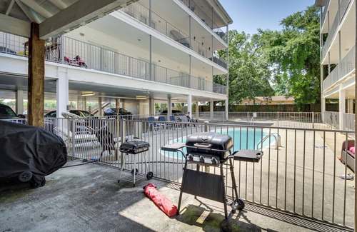 Biloxi Apartment | Pet-friendly Vacation Rental in Biloxi Near Beach!