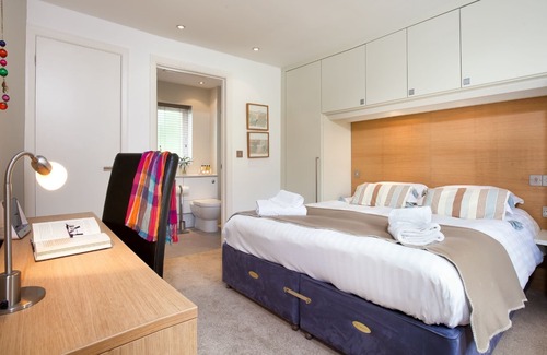 Carnon Downs Apartment | Pet friendly Villa Gallery