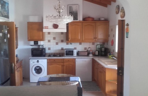 Lagos Villa | Pet-friendly Villa Vivenda Familia Jacinto with Mountain View, Pool, Garden, Terrace, BBQ & Wi-Fi