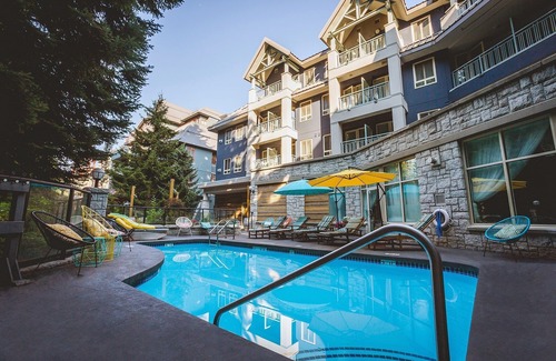 Village North Apartment | Pet-Friendly | Whistler Village | Sauna + Hot Tub