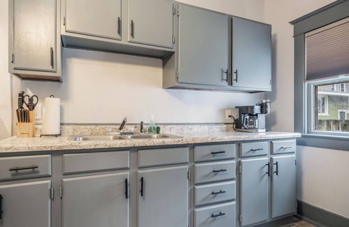Appleton Apartment | Pet Haven: Cozy, Furnished w/Yard in Quiet Area Blocks From Downtown Appleton
