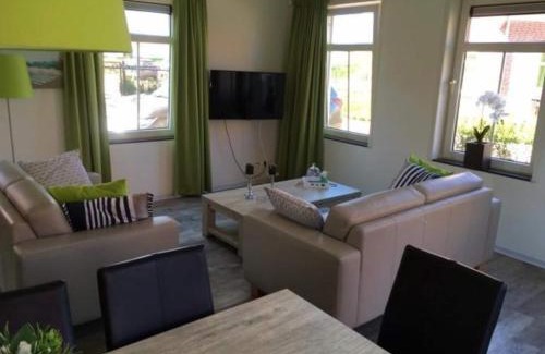 Breskens House | Pet-Loving Stay with Garden
