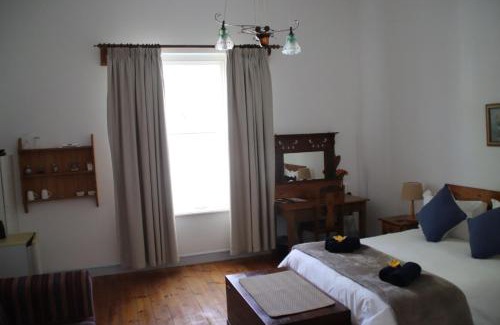 Robertson House | Petal's Place