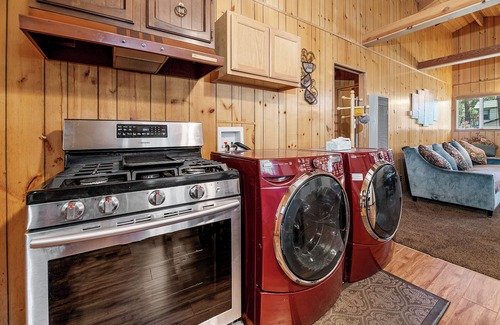 Peter Pan Cabin | Peter Pan Lodge