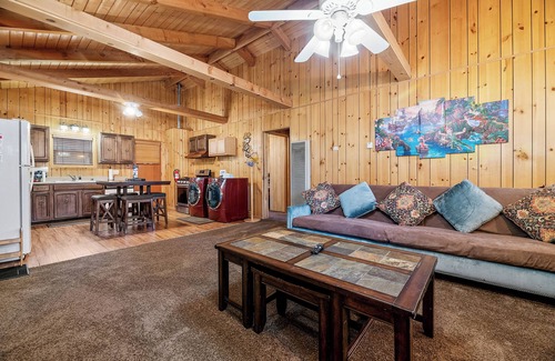 Peter Pan Cabin | Peter Pan Lodge