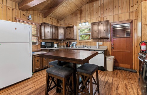 Peter Pan Cabin | Peter Pan Lodge