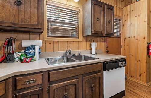 Peter Pan Cabin | Peter Pan Lodge